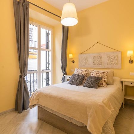Apartamento Dux Veragua Centro Sevilla Exterior photo